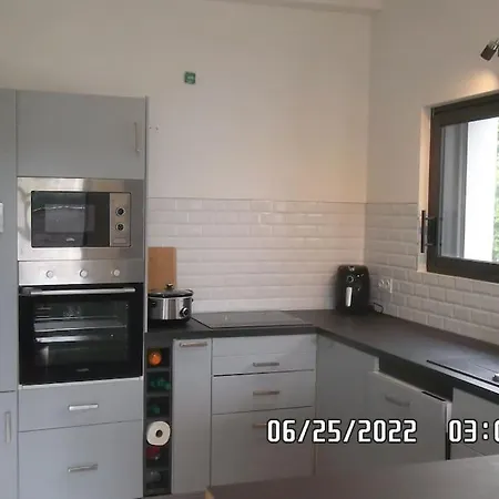 Maison Moderne Pour 4- 5 Personnes Villa