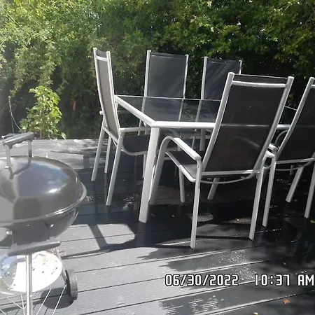 Villa Maison Moderne Pour 4- 5 Personnes *